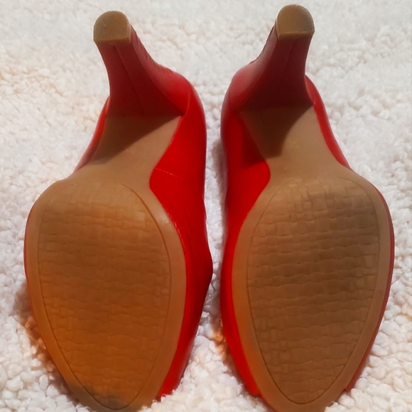 Women shoes - Picture 2 of 4